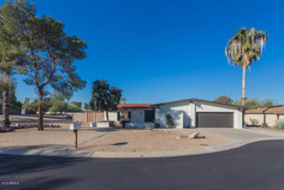 9202 Concho Ln, Phoenix, AZ 85028-4819