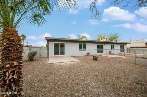 2242 Catalina Ave, Tucson AZ  85712-3225 exterior