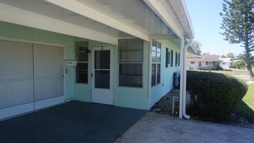 748 Ojai Ave, Ruskin, FL 33573-5109
