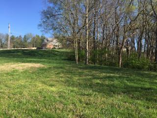 1903 Springcroft Dr, Franklin, TN 37067-8141