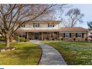 1002 Lafayette Dr, Yardley, PA 19067-2831