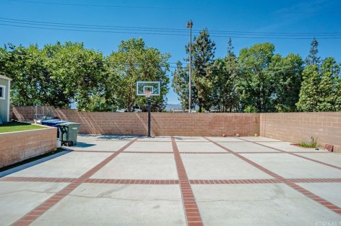 967 Wingate St, Covina CA  91724-2404 exterior
