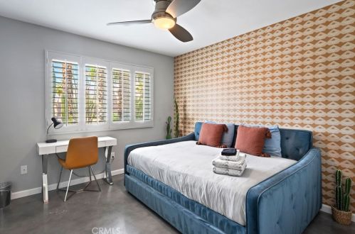 1120 Louise Dr, Palm Springs CA  92262-3209 exterior
