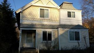 69 Mark St, Milford, CT 06460-7927
