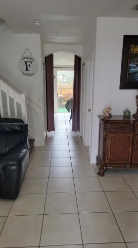 8025 36th Ave, Hialeah, FL 33018-1667