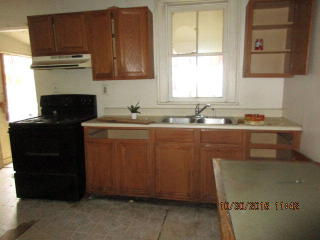 937 Broad St, Lancaster, OH 43130-4626