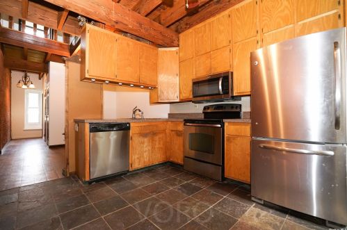 19 Quality St, Oakdale NY  11769-2427 exterior
