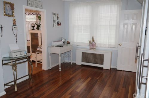 398 Lawrence St, Perth Amboy NJ  08861-2132 exterior