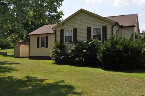 1218 8 St, Etowah TN  37331-1162 exterior