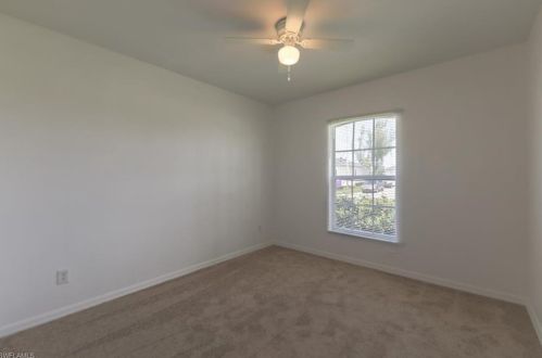 2822 10 Ter, Cape Coral FL  33993-5702 exterior