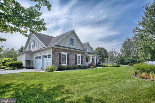 2124 Arbor Ct, Navy Sup Dpt, PA 17055-5879