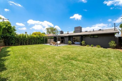 5254 Buffalo Ave, Van Nuys CA  91401-5929 exterior