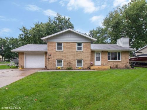 1502 3rd St, Ivy, IA 50009-1102