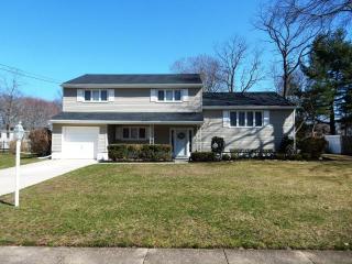 49 Fredric Dr, Tinton Falls, NJ 07712-7234