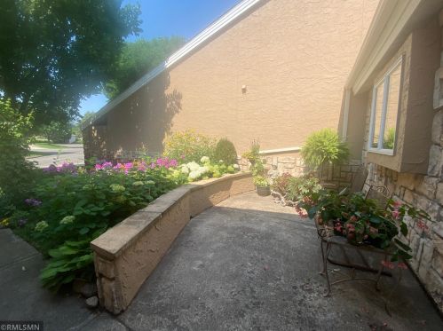 518 Brook Ln, Saint Cloud MN  56301-9605 exterior