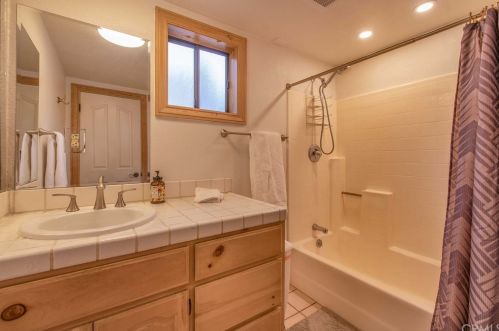 329 Fairway Blvd, Big Bear City CA  92314-8879 exterior