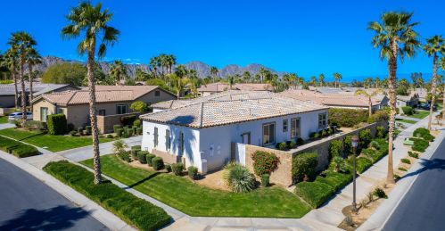 81326 Golden Barrel Way, La Quinta CA  92253-9325 exterior