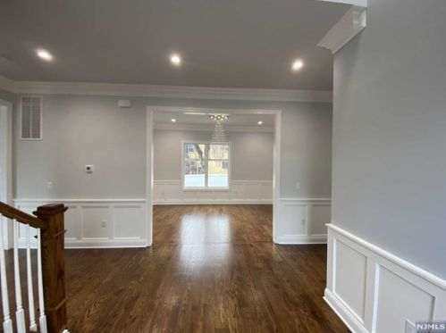 30 Cortland Pl, Cliffside Park NJ  07010-2803 exterior