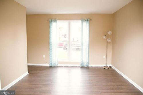 71 Honeysuckle Dr, Navy Sup Dpt PA 17050-3166 exterior