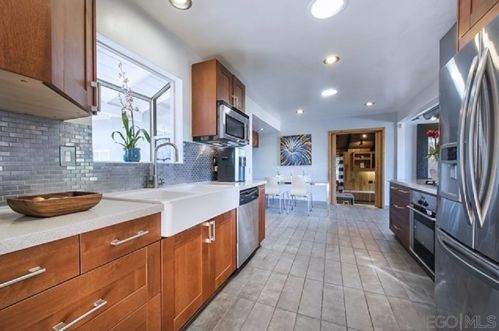 9204 Virginian Ln, La Mesa CA  91941-4134 exterior