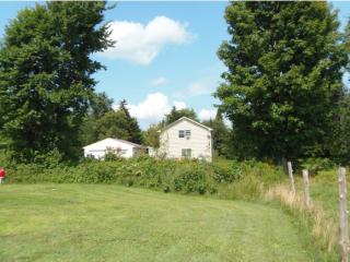 256 Baraw Rd, Lowell, VT 05847-9542
