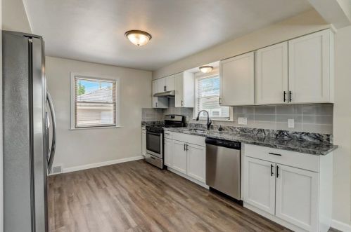 7807 34th Ave, Kenosha WI  53142-4631 exterior