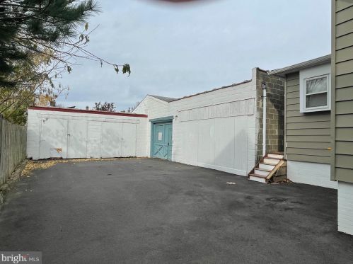 27 Washington Ave, Camden NJ  08108-3715 exterior