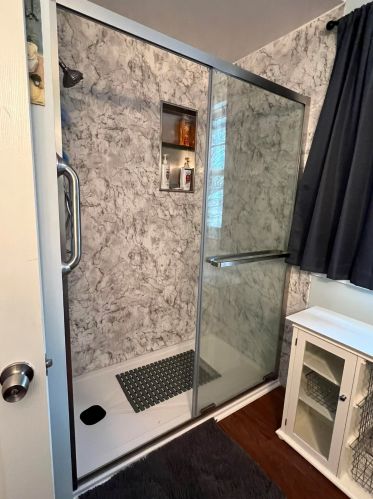 1 Ash St, Northwood NH  03261-3906 exterior