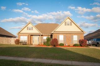 2963 Jersey Dr, Mobile, AL 36695-2405
