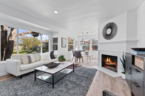 1052 Palmyra Ave, Orange CA  92866-2423 exterior