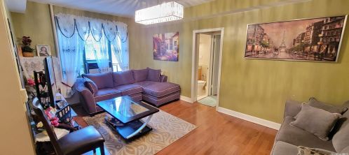 1530 Metropolitan Ave, Bronx, NY 10462-6851