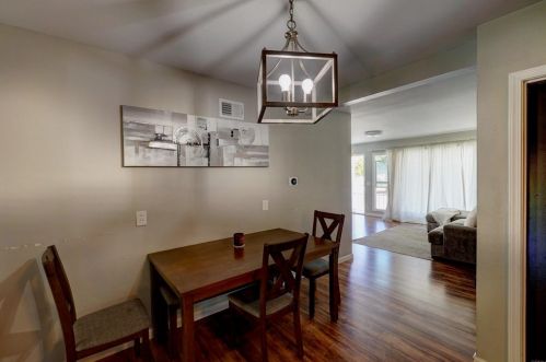 579 Roberta Ave, El Cajon CA  92021-6317 exterior