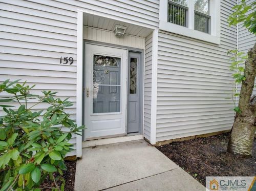 159 Baron Ln, East Brunswick, NJ 08816-5668