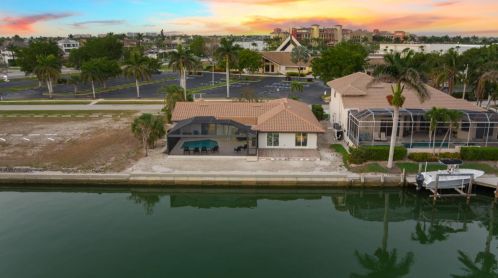 773 Holly Ct, Marco Island FL  34145-1915 exterior