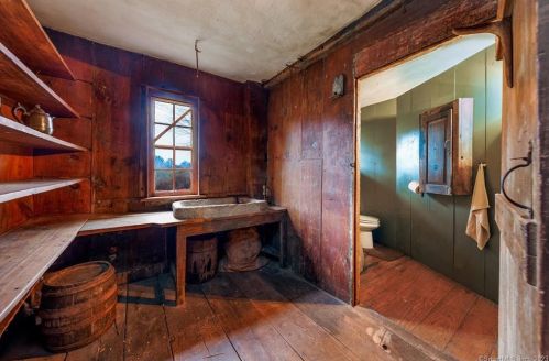 329 Chewink Rd, North Windham CT  06235-2713 exterior