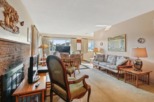 13272 Nina Pl, Garden Grove CA  92843-2750 exterior