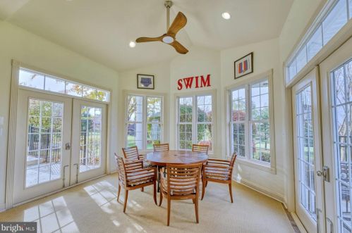 40280 Spectacular Bid Pl, Leesburg VA  20176-7173 exterior