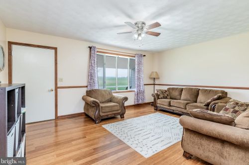 192 Graham Rd, North Newton, PA 17241-9561