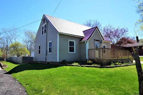 214 Piety St, Ellsworth, WI 54011-9112