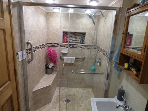 1650 Arnold St, Pittsburgh PA  15205-3503 exterior