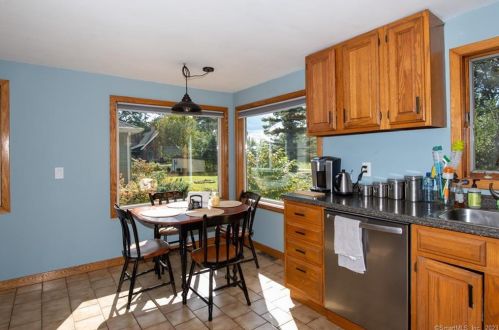 106 Notch Rd, Granby, CT 06035-1125