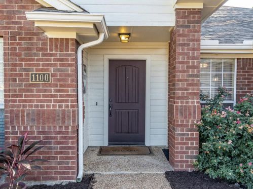 1100 Prospect Dr, Lewisville TX  75028-2548 exterior