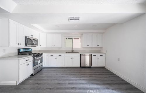 249 Heather St, Rialto CA  92376-2813 exterior