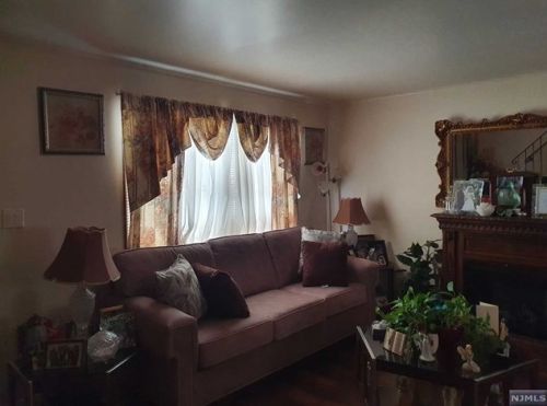 88 Rockland St, Paterson NJ 07501-2560 exterior