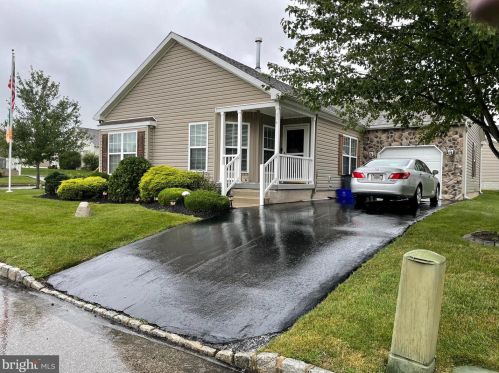 514 Laurel Ln, Blue Bell, PA 19422-4266