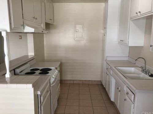 4200 10 St, Long Beach CA  90804-3906 exterior
