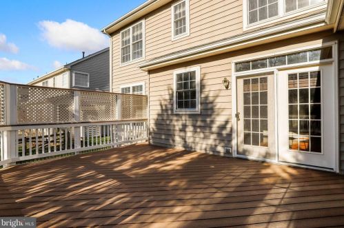 12257 Tulane Fls Dr, Bristow VA  20136-2183 exterior