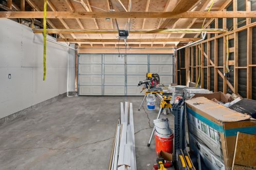 1285 Koe St, San Diego CA  92114-3430 exterior