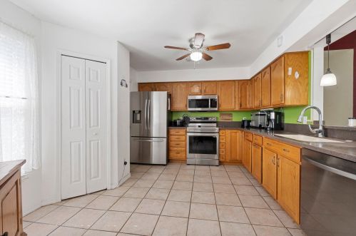 107 Ridgecrest Dr, Fort Pierce FL  34953-5450 exterior