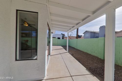 3633 Wahalla Ln, Glendale AZ 85308-7085 exterior